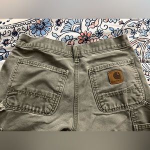 Vintage Men’s Carhartt heavy duty canvas pants.